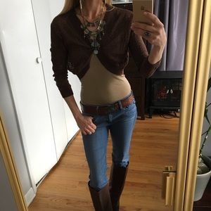 🐌Brown buttoned shrug🐌